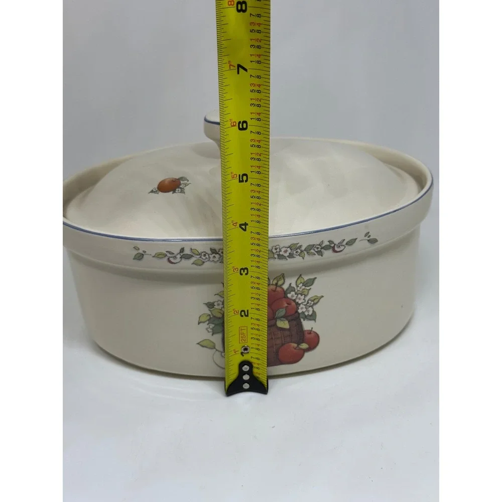 VTG International China Susan Winget Apple Casserole Dish Oval Lidded Cream 1995